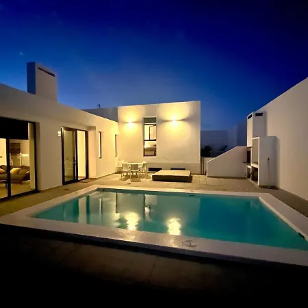 Casa Blanca Villa